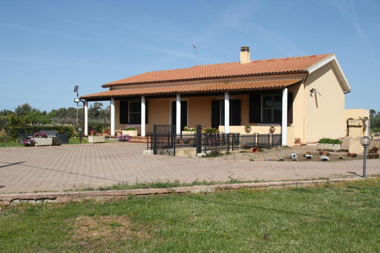 Villa Cabirol Fertilia Εξωτερικό φωτογραφία